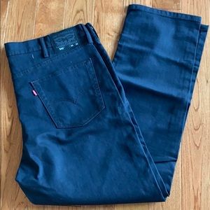 Men’s Levi’s. Style 541. Waist 40. Length 32